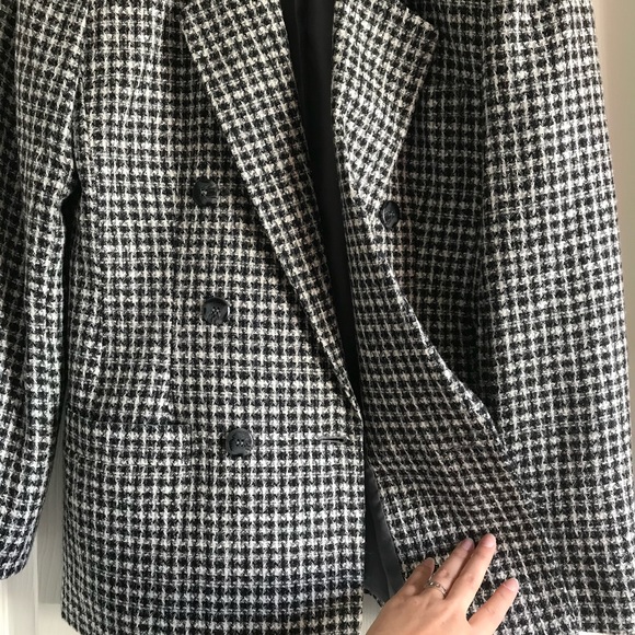 SOLD /VTG LIZ • houndstooth double-breasted blazer - Picture 6 of 7